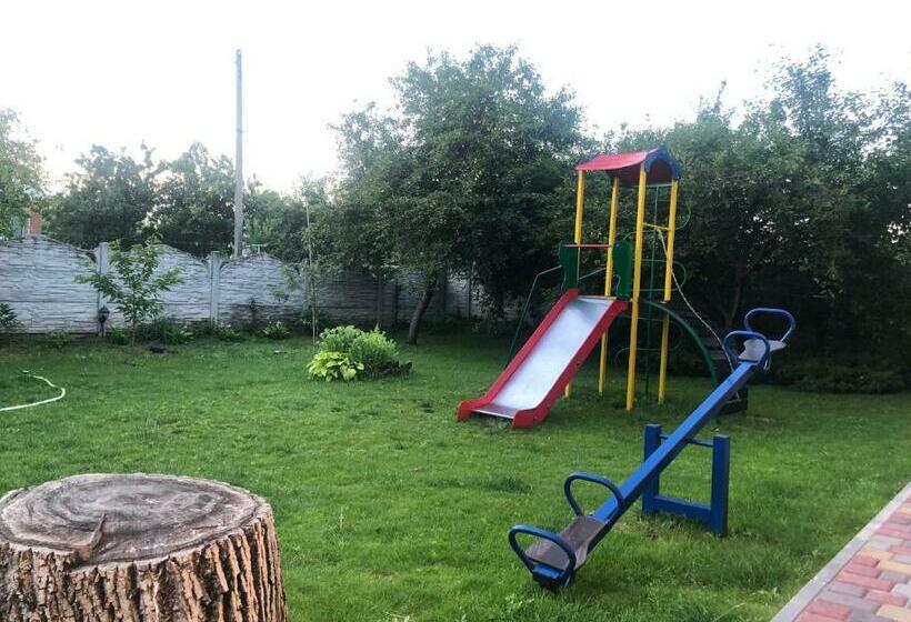 بنسيون приватний будинок повністю 142 м кв для проживання або для свят