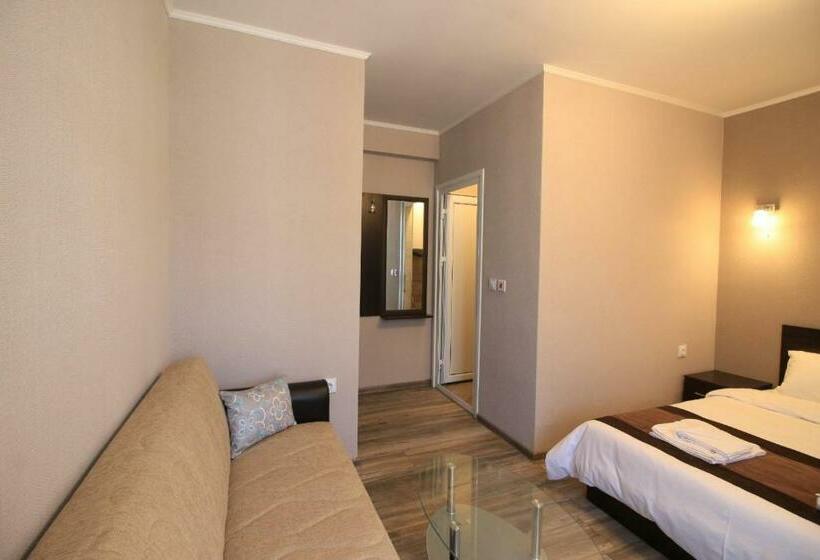 بنسيون къща за гости тони