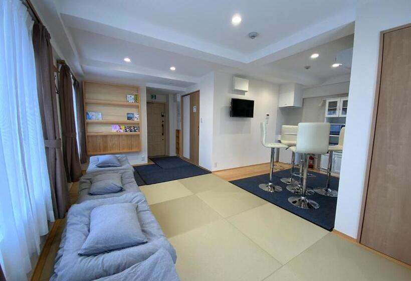 Pension (Hôtel basse catégorie) オレンジの風