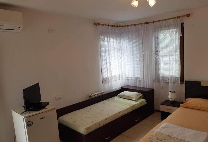 膳宿费 цвета