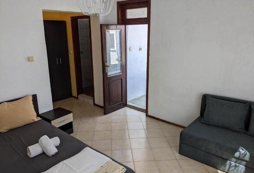 膳宿费 цвета