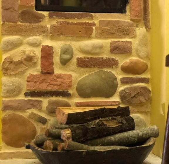 Pension (Hôtel basse catégorie) андреева къща