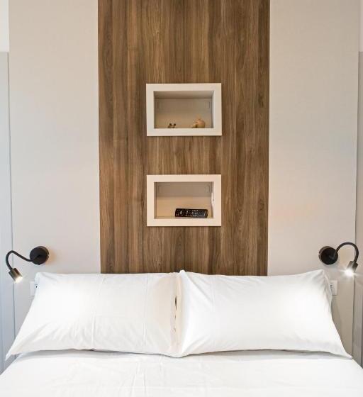 پانسیون Enjoy Duomo Rooms Flavio Baracchini 9