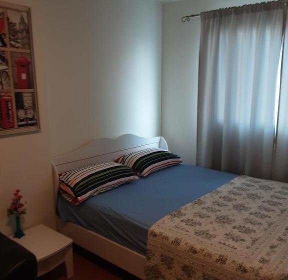 펜션 Room In Guest Room Chan Kim Don Mueang Guest House Triple Room