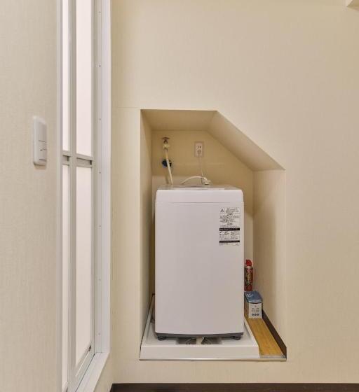 Pension Tora Hotel Tokyo Ueno 寅ホテル 上野 B