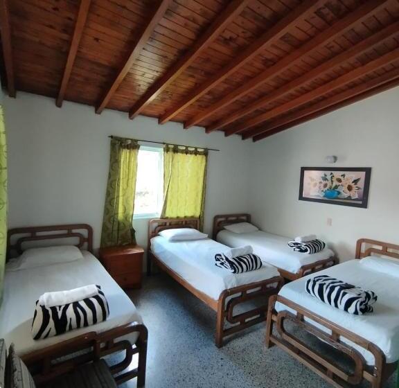 호스텔 Casa Verde Guatapé