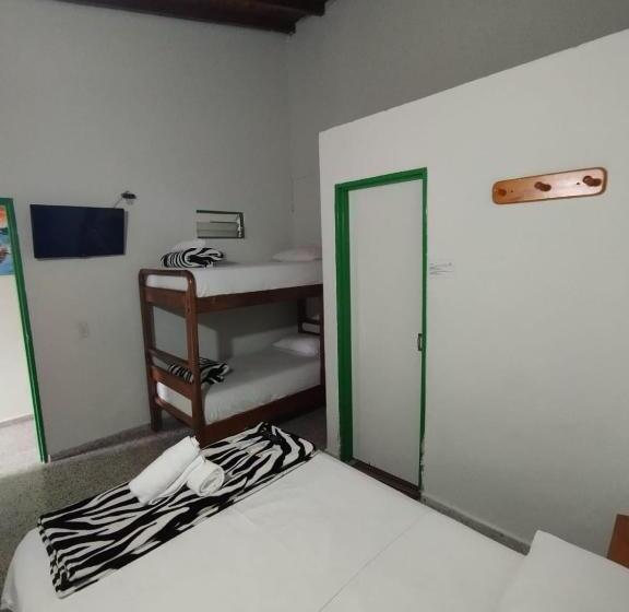 호스텔 Casa Verde Guatapé