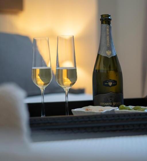 Bed and Breakfast Dimora Valmar Luxury Charm