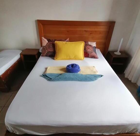 مبيت وإفطار La Ceiba Tree Lodge