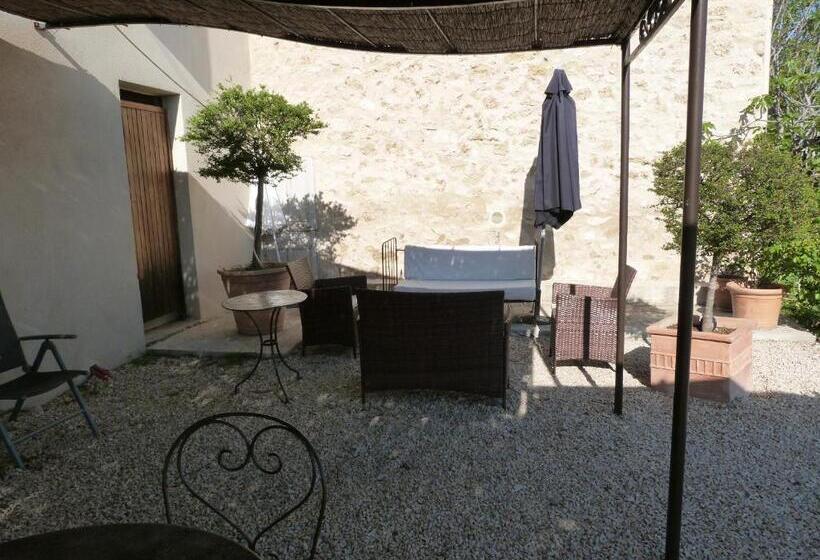 ベッドアンドブレックファースト Maison D Hôtes Bastide St Victor à 2,5 Kilomètres De Lourmarin