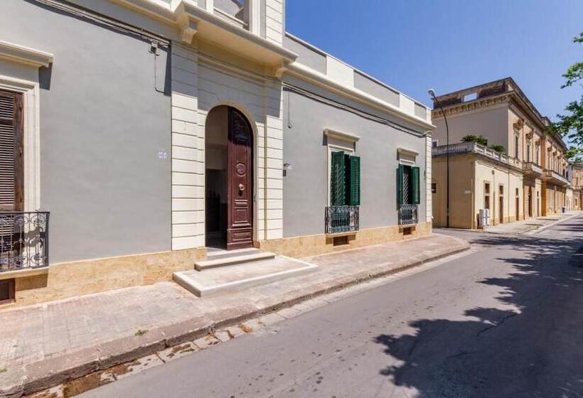 Domus Perrone Liberty Flat