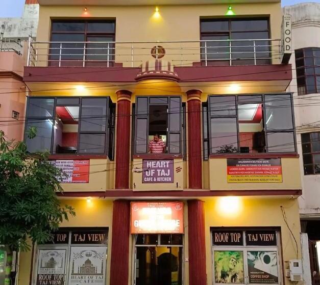 Friends Guest House & Hostel  Near Taj Mahal