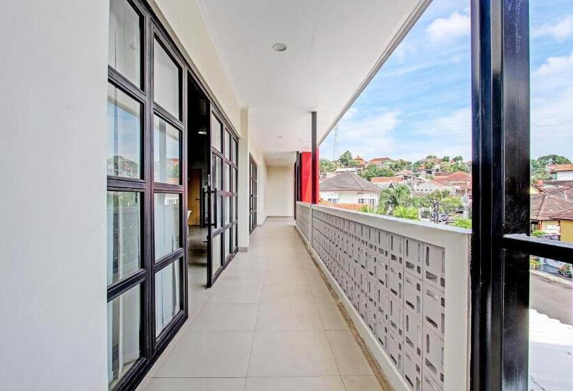 호텔 Capital O 91377 Mk Prime Syariah