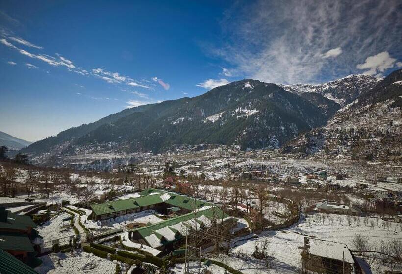 호텔 Club Mahindra White Meadows Manali