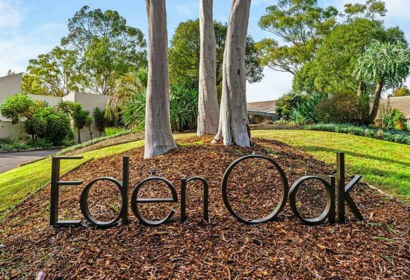 هتل Eden Oak Geelong