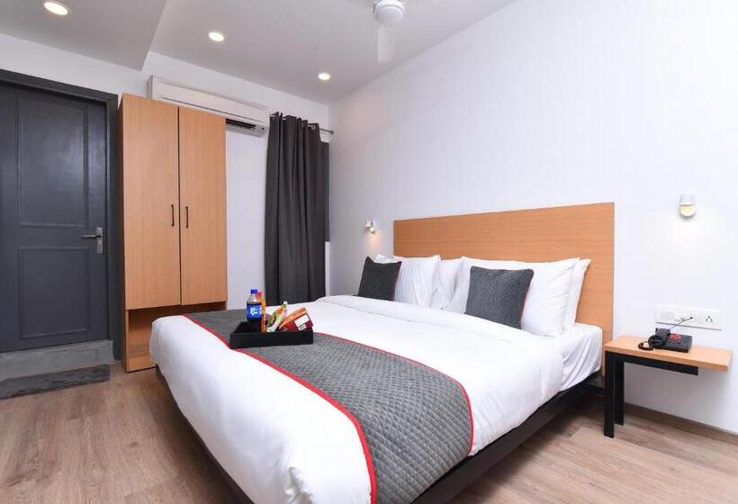 فندق Townhouse Rudra Inn Near Chhatarpur Metro Station