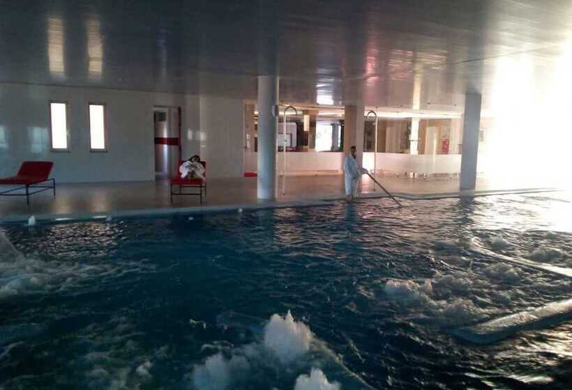 Palace Hotel Astúrias & Spa