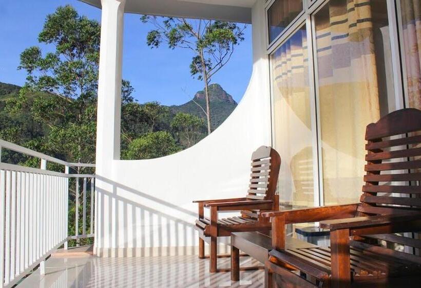 Hotel Punsisi Resort   Adam S Peak