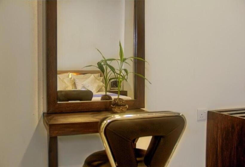 Hotel Punsisi Resort   Adam S Peak