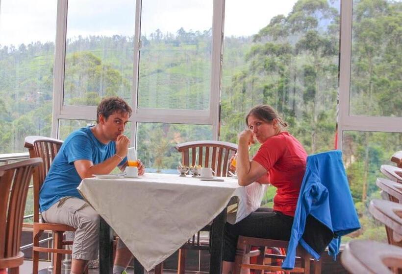 Hotel Punsisi Resort   Adam S Peak