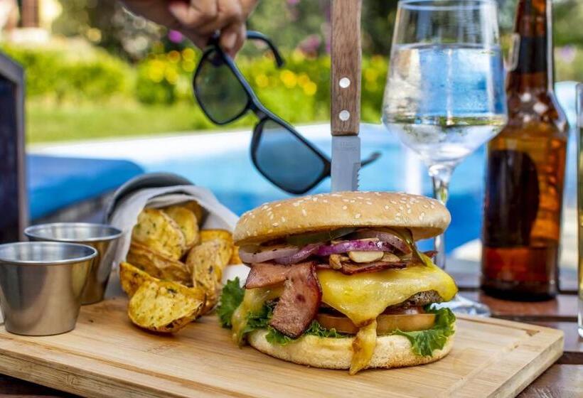 فندق Rinconcito Lodge