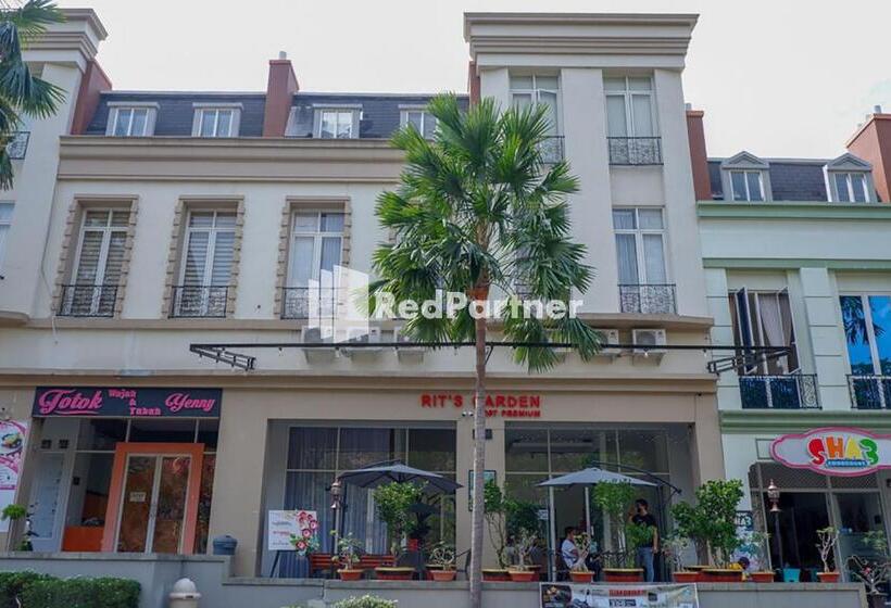 Отель Rit S Garden At Citragrand Semarang Mitra Reddoorz