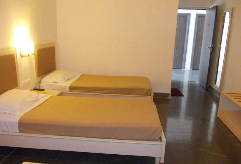 호텔 Shanthiniketan   Ramoji Film City