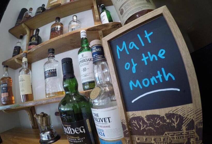 Отель St Columba