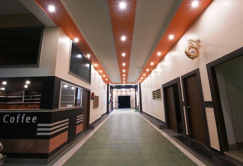 בית מלון כפרי Star Bodh Gaya