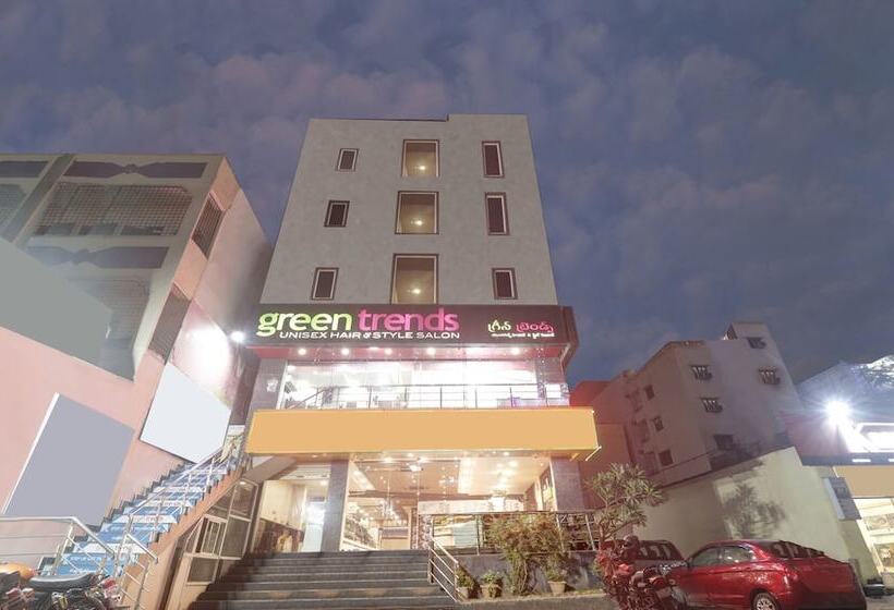 בית מלון כפרי Treebo Pride Inn Botanica