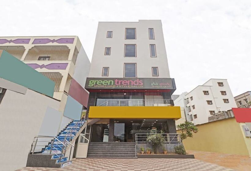 בית מלון כפרי Treebo Pride Inn Botanica