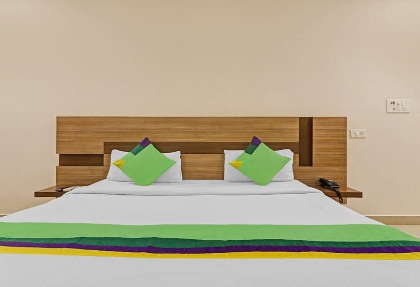 בית מלון כפרי Treebo Pride Inn Botanica