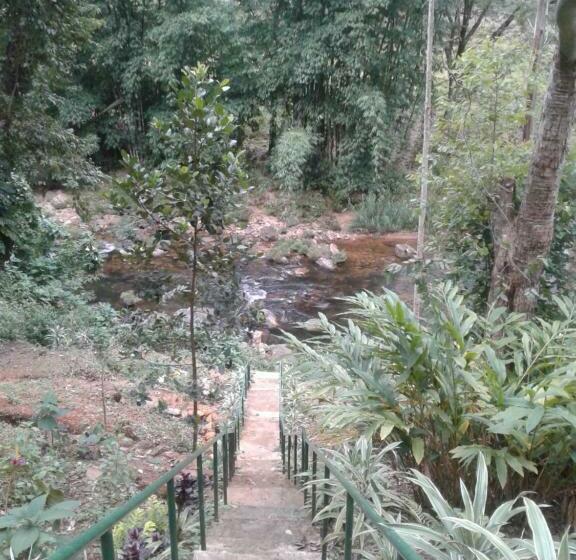 ホテル White Elephant