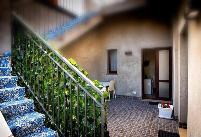 پانسیون Catania Rooms