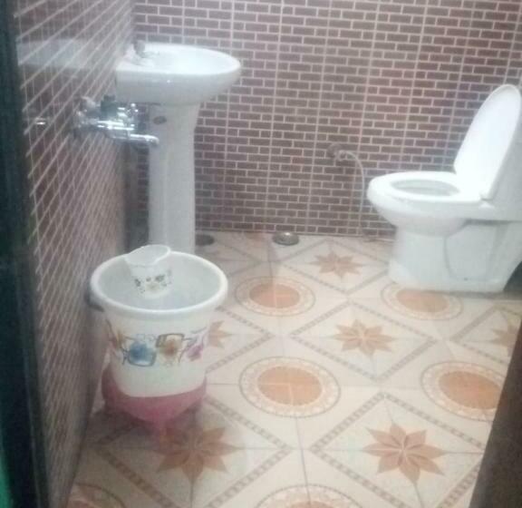 פנסיון Jimdeer Corbett