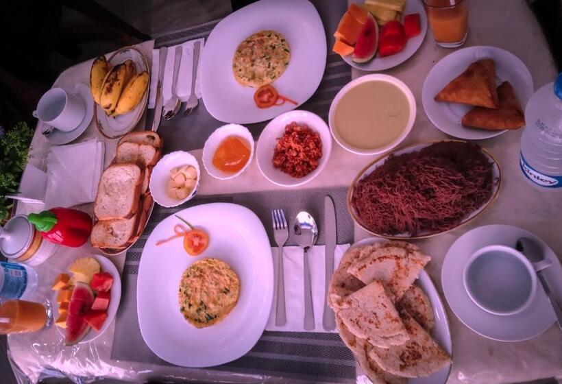 膳宿费 Lavendra Guset House