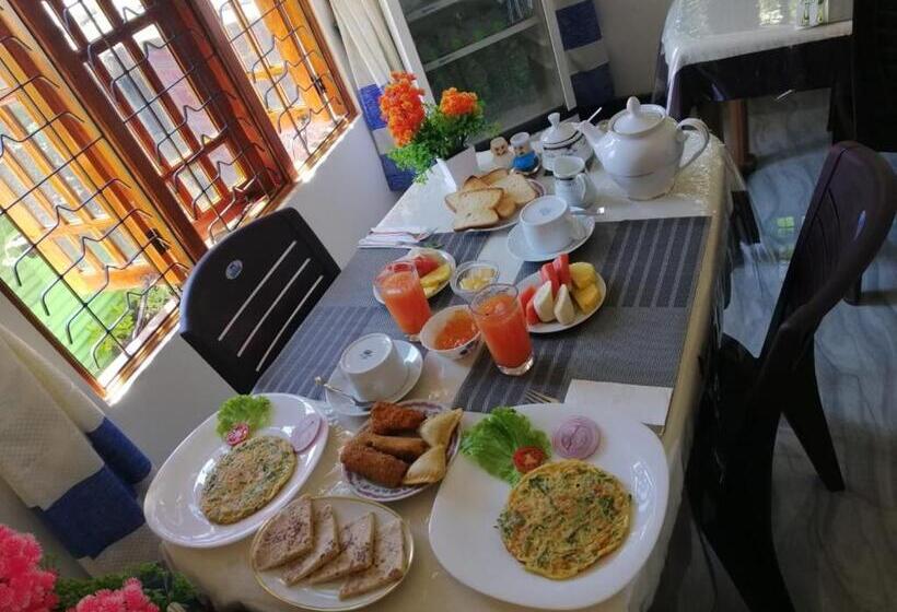 膳宿费 Lavendra Guset House