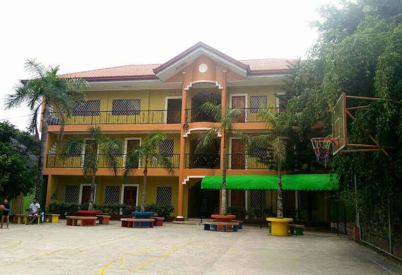 Tubod Flowing Waters Resort