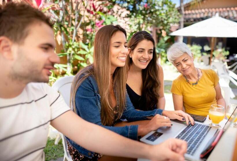 הוסטל Casa Macabéa