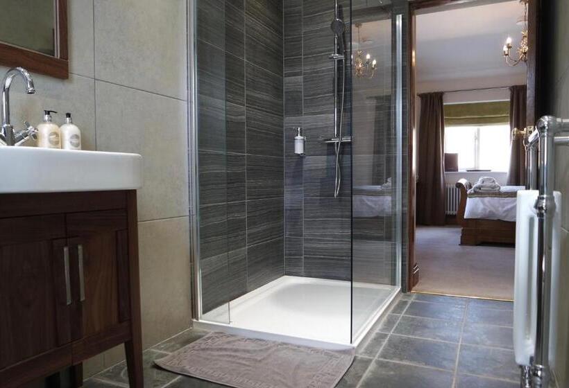 هاستل The Lamb Inn