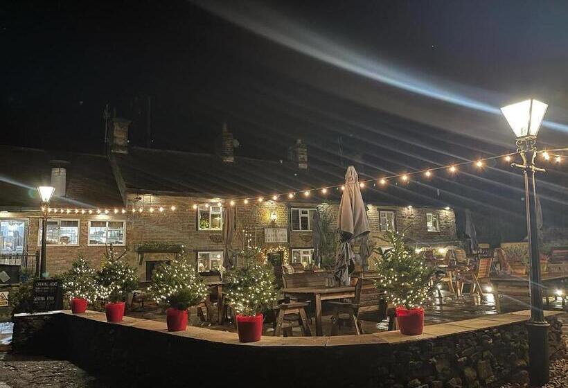 هاستل The Lamb Inn