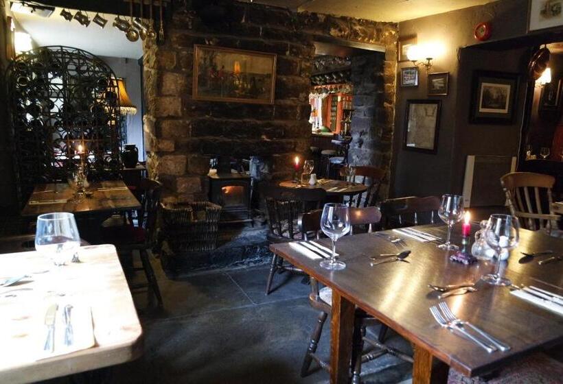 هاستل The Lamb Inn