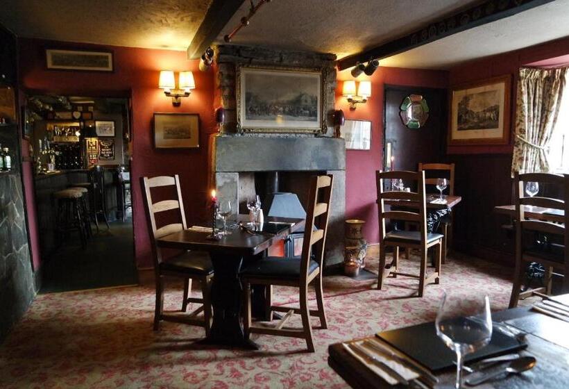 هاستل The Lamb Inn