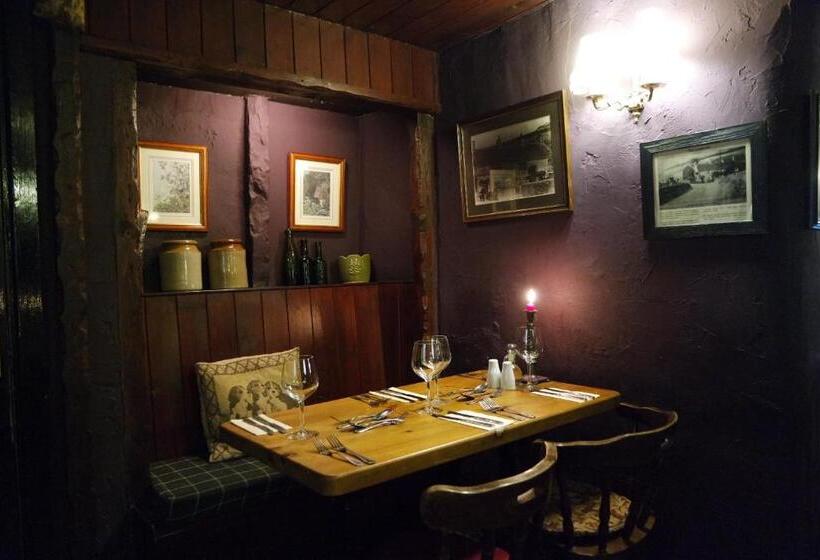 هاستل The Lamb Inn