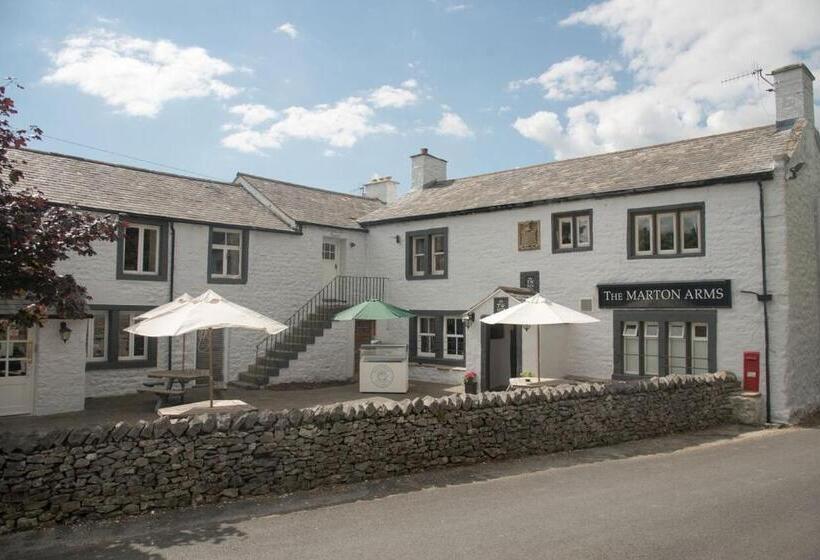 旅馆 The Marton Arms