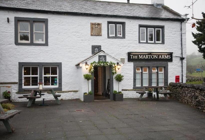 旅馆 The Marton Arms