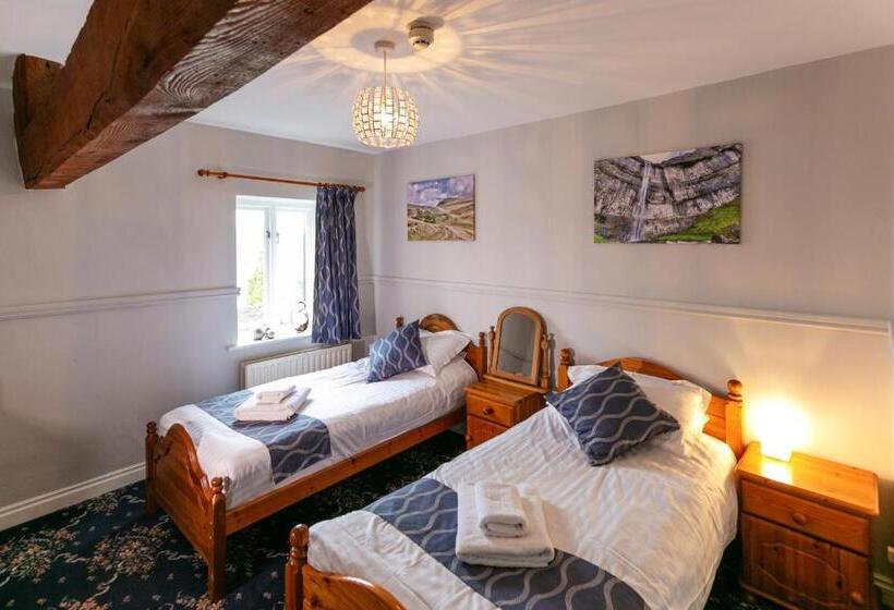 旅馆 The Marton Arms