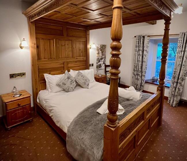 旅馆 The Marton Arms