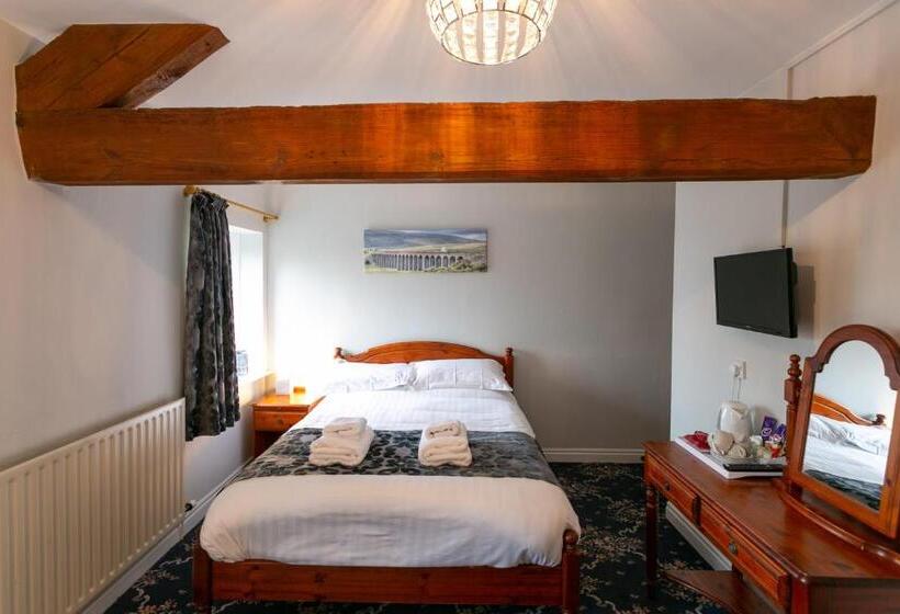 旅馆 The Marton Arms