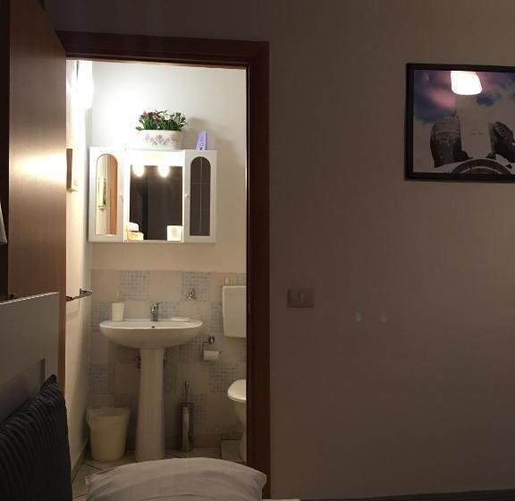 مبيت وإفطار Platamone Rooms